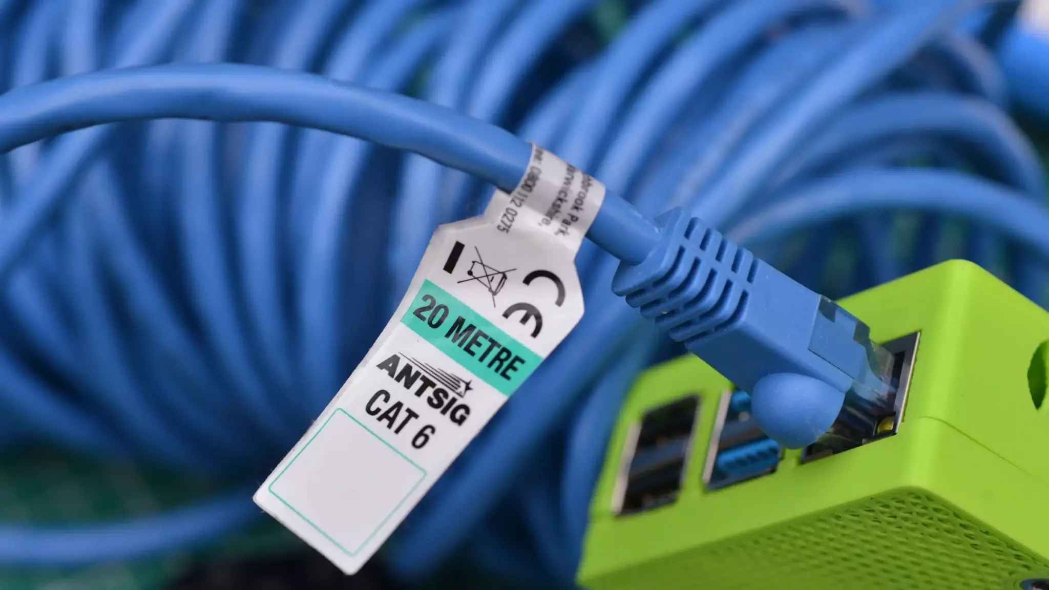 WiFi vs Ethernet – What's the difference?